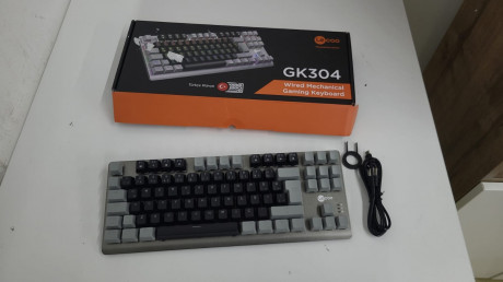 Lenovo Lecoo GK304 Red Switch RGB Mekanik Türkçe Q Siyah Gaming (Oyuncu) Klavye (OUTLET)