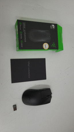 Razer Viper V3 Hyperspeed RZ01-04910100-R3M1 6 Tuş 30000 DPI Optik Gaming (Oyuncu) Mouse (OUTLET)